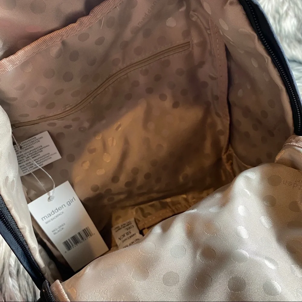 Black Large Backpack Lightweight